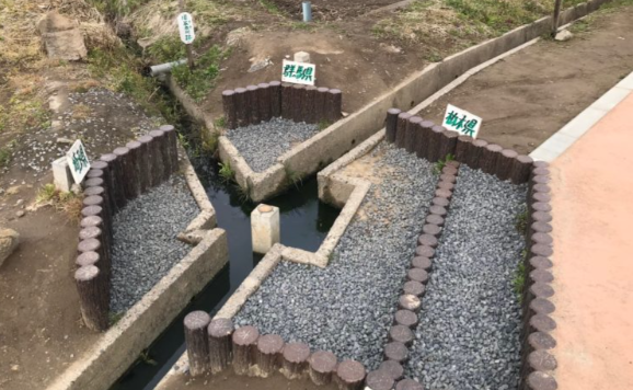 栃木・群馬・埼玉の三県が一点で交わる三県境の標柱