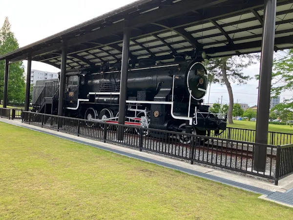 富岩運河環水公園のSL