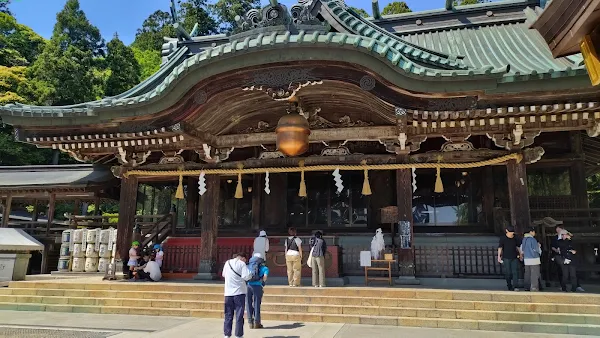 筑波梅園の鳥居。ここを過ぎればゴールまではあとわずか