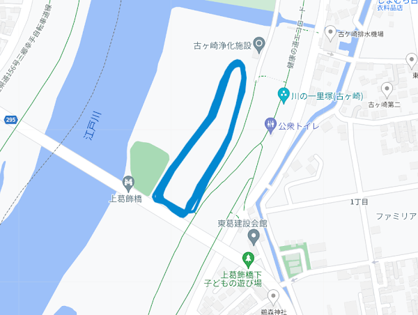 松戸芝生コースの直線区間。200mのスピード練習に最適