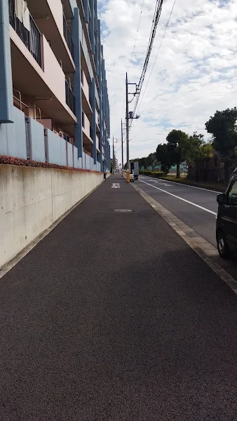 松戸の300m坂ダッシュ地点。道幅が広くスピードを出しやすい