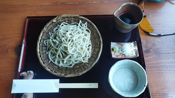 コース中盤の景観。この先に待つ蕎麦屋を楽しみにラストスパート