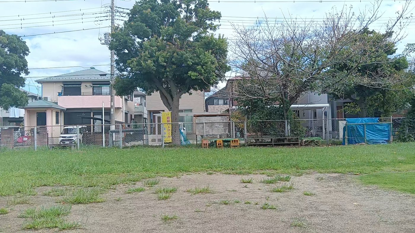 松戸六高台の芝生広場 - 2週間のランオフ明けに5kmを走った復帰1本目の舞台