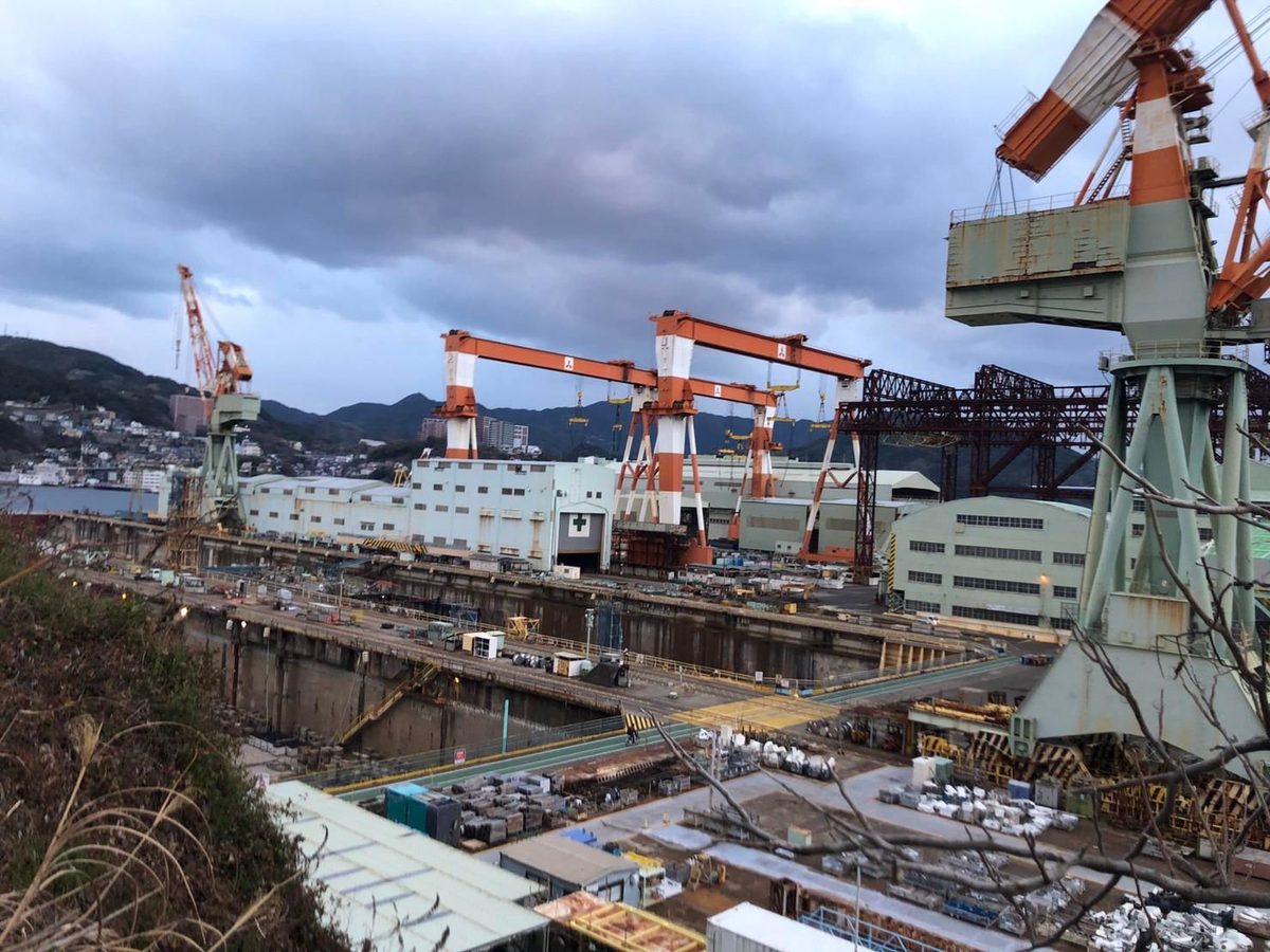 長崎港の造船所