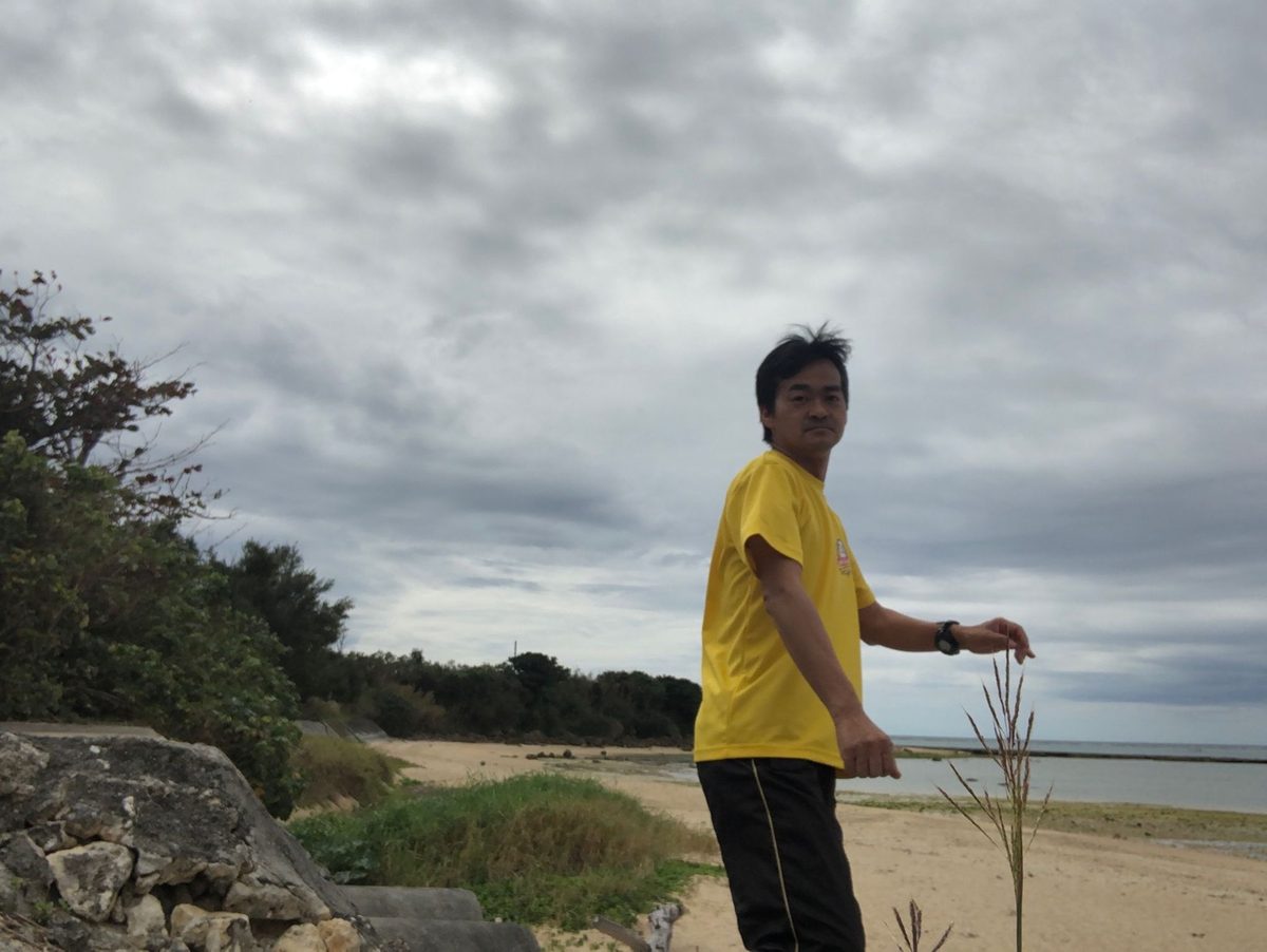 糸満の海辺